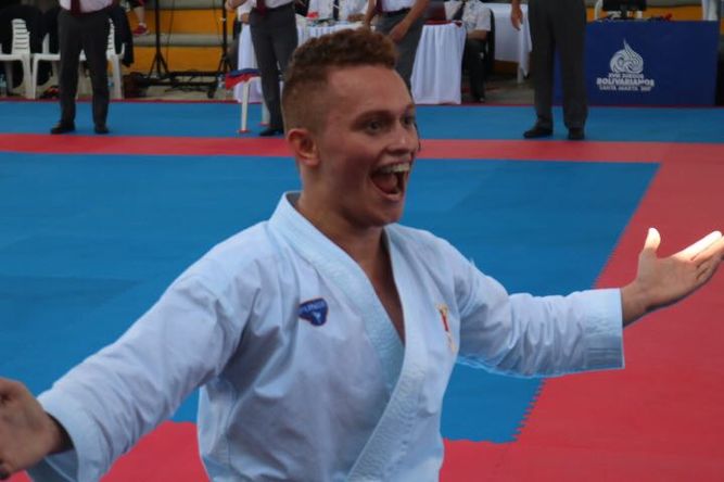 Héctor Cención logró la medalla de bronce en los Juegos Bolivarianos