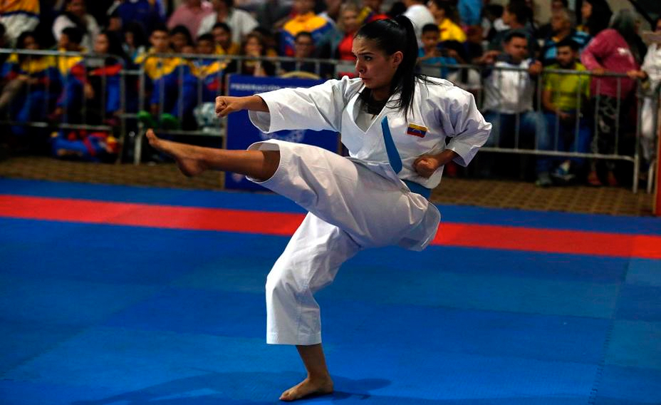 Andrea Armada se proclamó campeona nacional de Karate Do