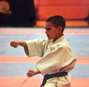 La lección de Damián Quintero, campeón mundial de kárate, a papás y mamás: “Es fundamental no agobiar a los niños”