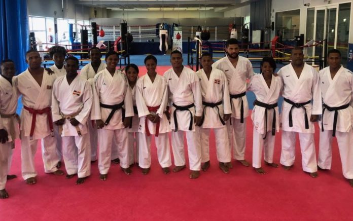 Se entrena en Madrid selección de Karate para participar en juegos Centroamericanos