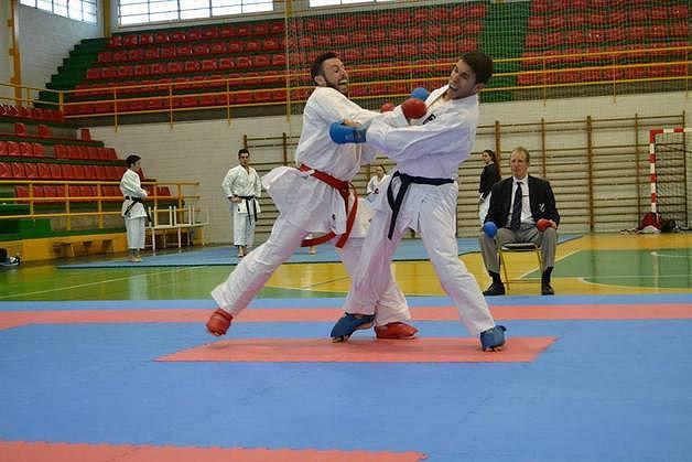 Priego acoge este domingo el Trofeo de invierno katas 'ciudad de Priego' con más de 400 karatekas
