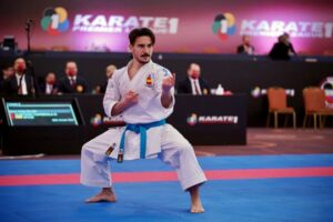 Damián Quintero se reafirma como líder internacional en la Karate Premier League