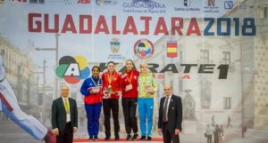Dominicana Karina Díaz conquista medalla de plata en torneo mundialista en España