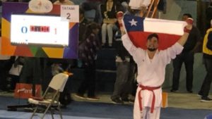 Rodrigo Rojas logró oro en karate y clasificó a los Panamericanos