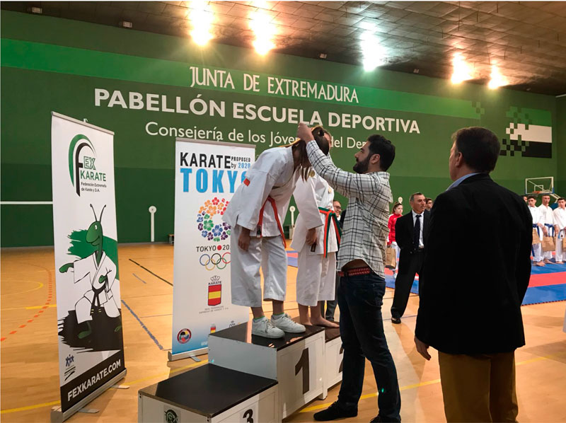 El centro Shotokan de Mérida vence en el Campeonato de Extremadura de kata y kumite