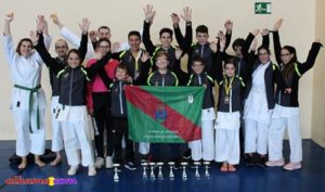 Circuito provincial de karate en la modalidad de Katas