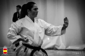 Carla Rodríguez, karateca del Akai Ryu, convocada por la Selección Gallega de Kárate