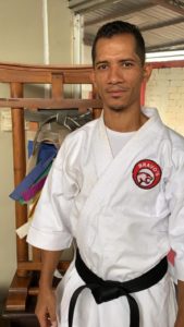 Un técnico venezolano de karate se une a las selecciones de Guayas