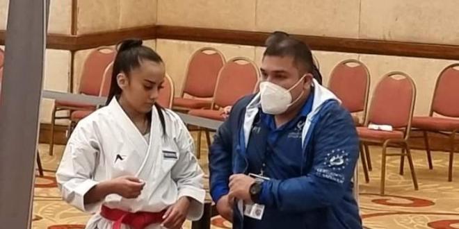 Gaby Izaguirre cerró con tres ganes en el “Pana” de Karate