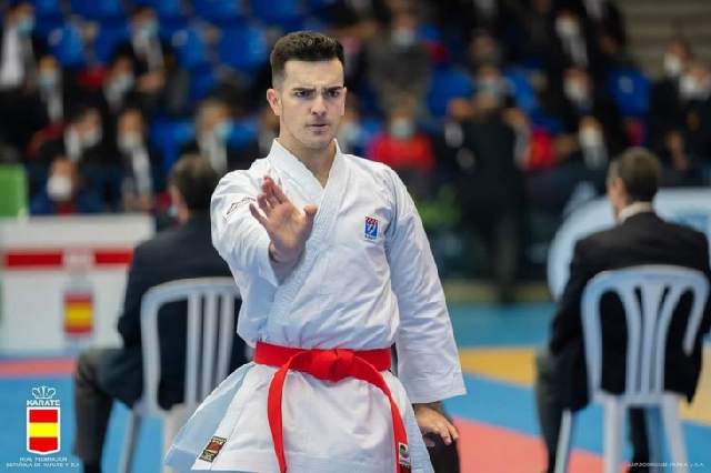 Óscar García Cuadrado logra la medalla de bronce en el Campeonato de España de kárate