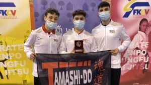 El Club Karate Paiporta Tamashi-Do consigue el bronce autonómico